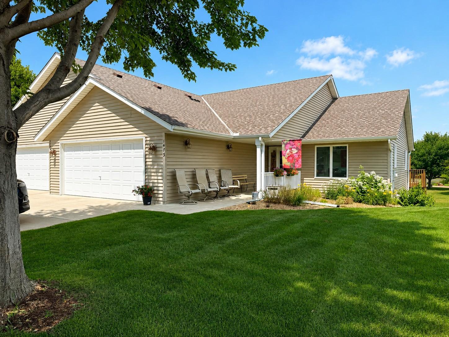 1473 General Sieben Drive Property Photo 3