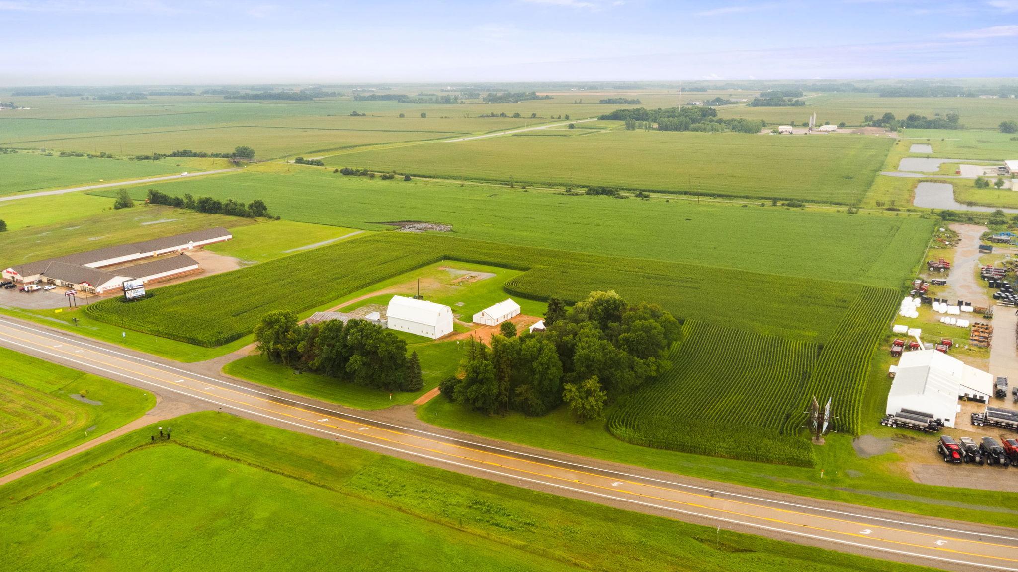 1250 Highway 7 E Property Photo 12