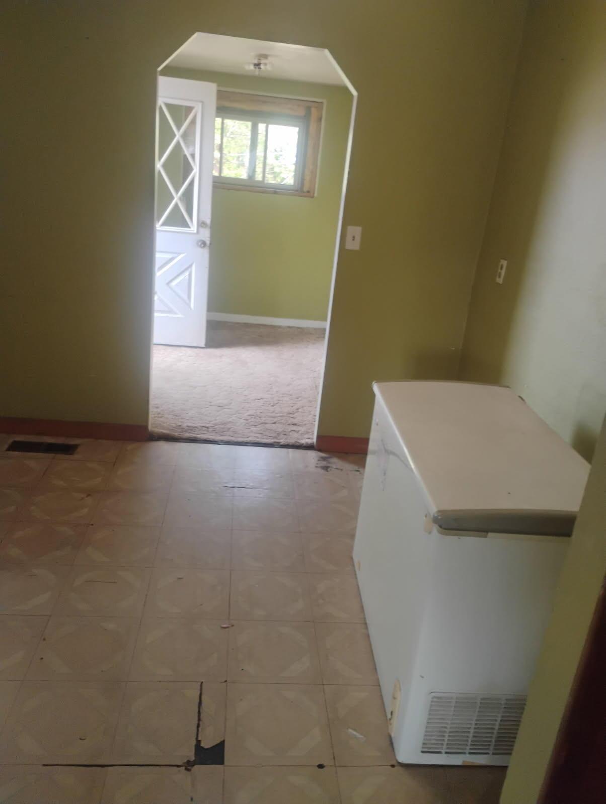 139 Edison Boulevard Property Photo 3