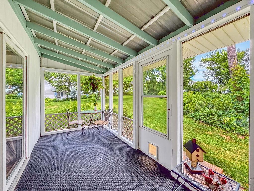 5746 State Highway 25 Se Property Photo 10