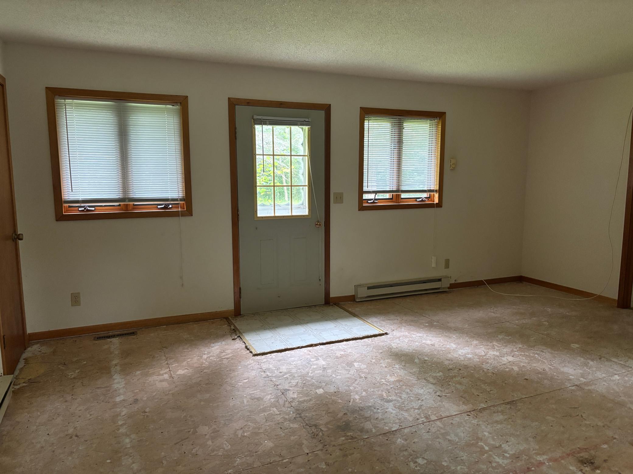 15876 Sandy Beach Road Se Property Photo 6