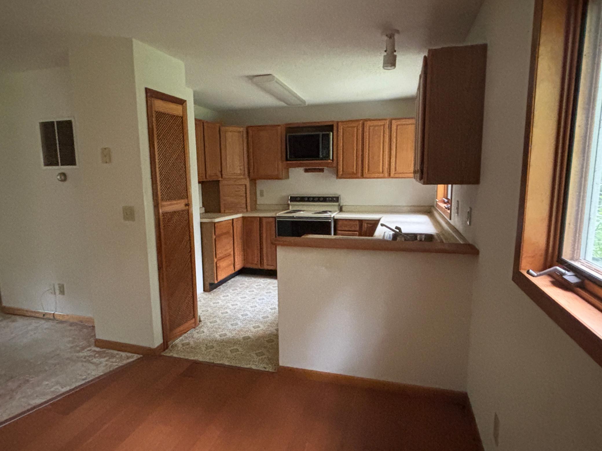 15876 Sandy Beach Road Se Property Photo 10