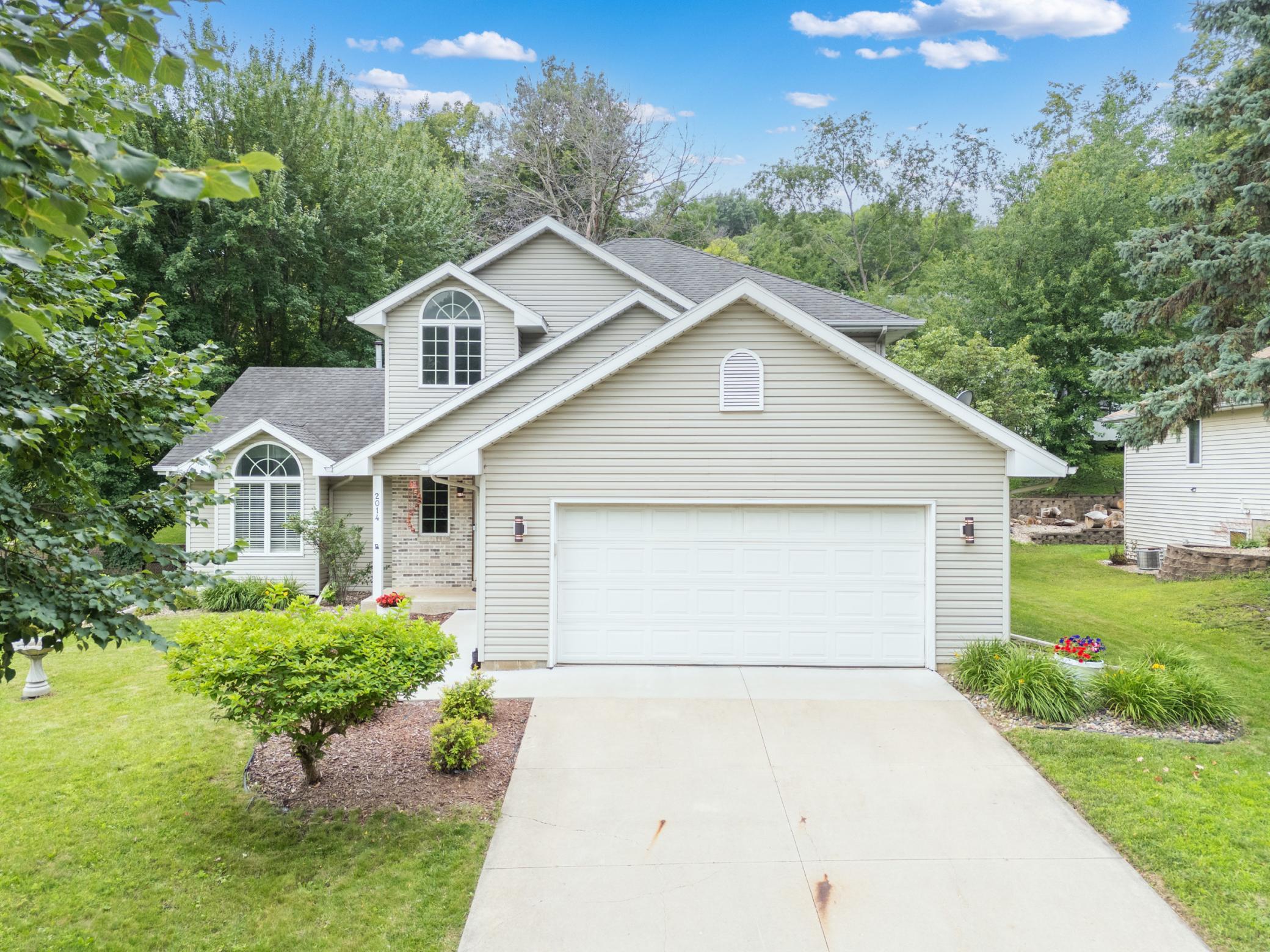 2014 Fox Valley Drive Sw Property Photo 1