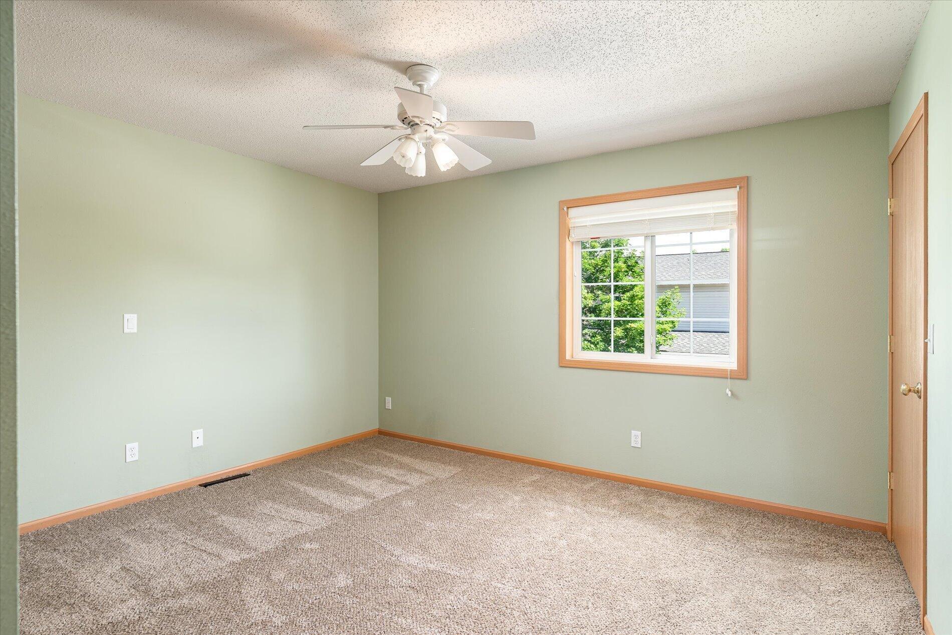 808 Cedar Drive B Property Photo 12