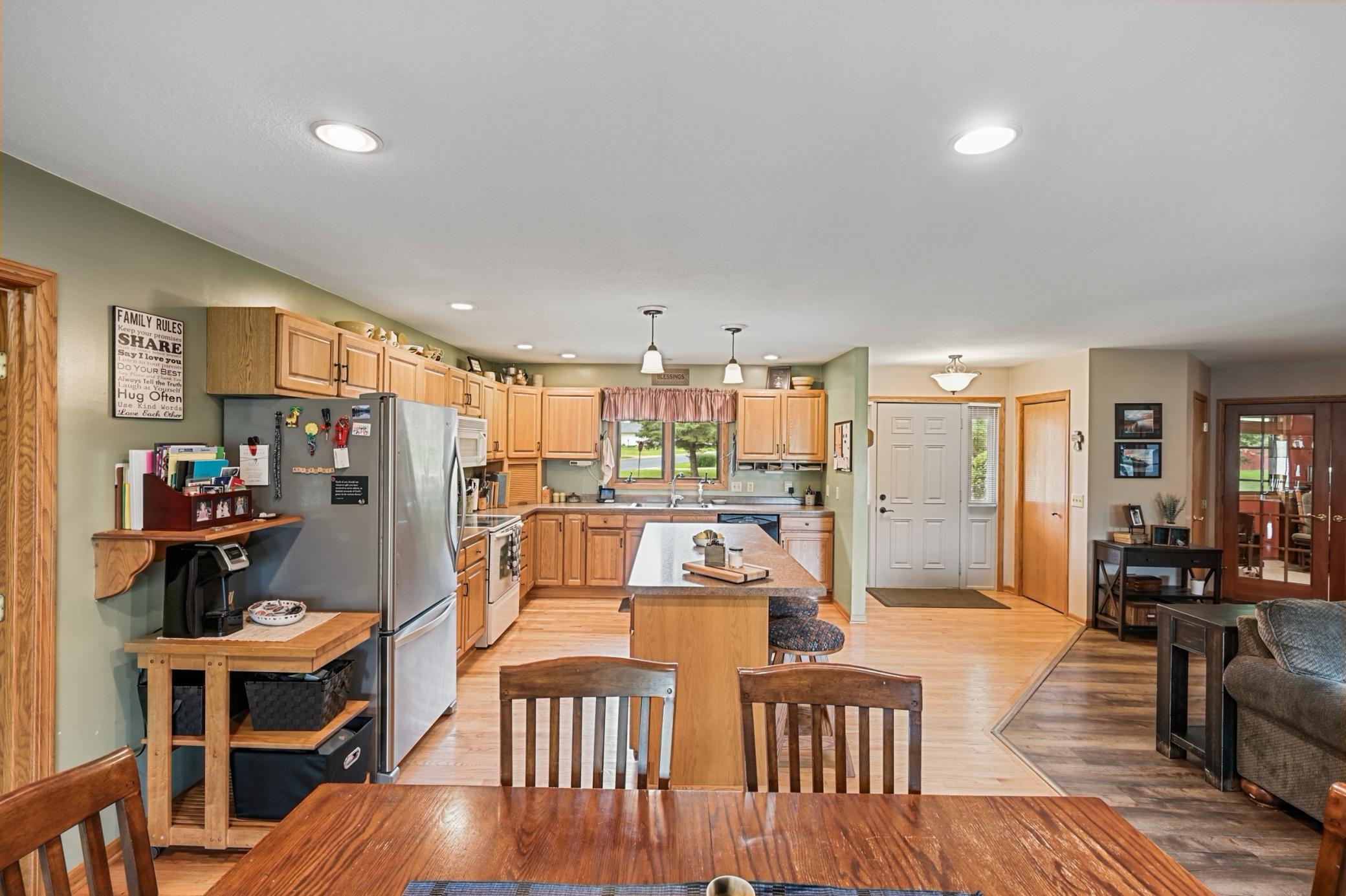 101 Anglewood Drive Property Photo 12
