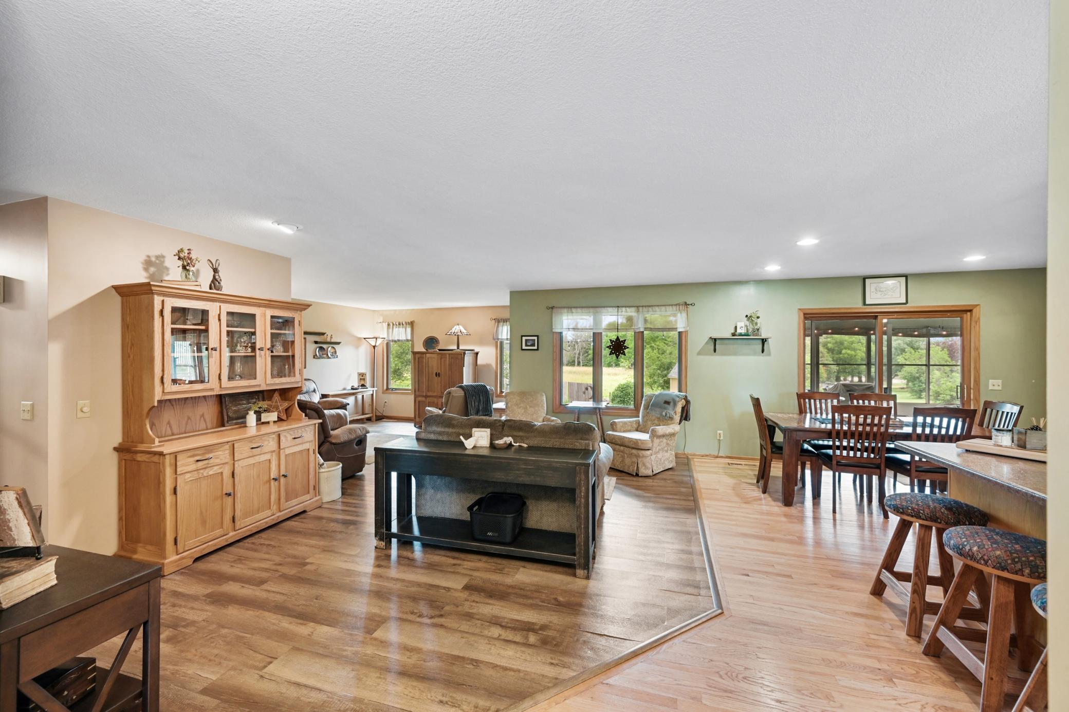 101 Anglewood Drive Property Photo 15