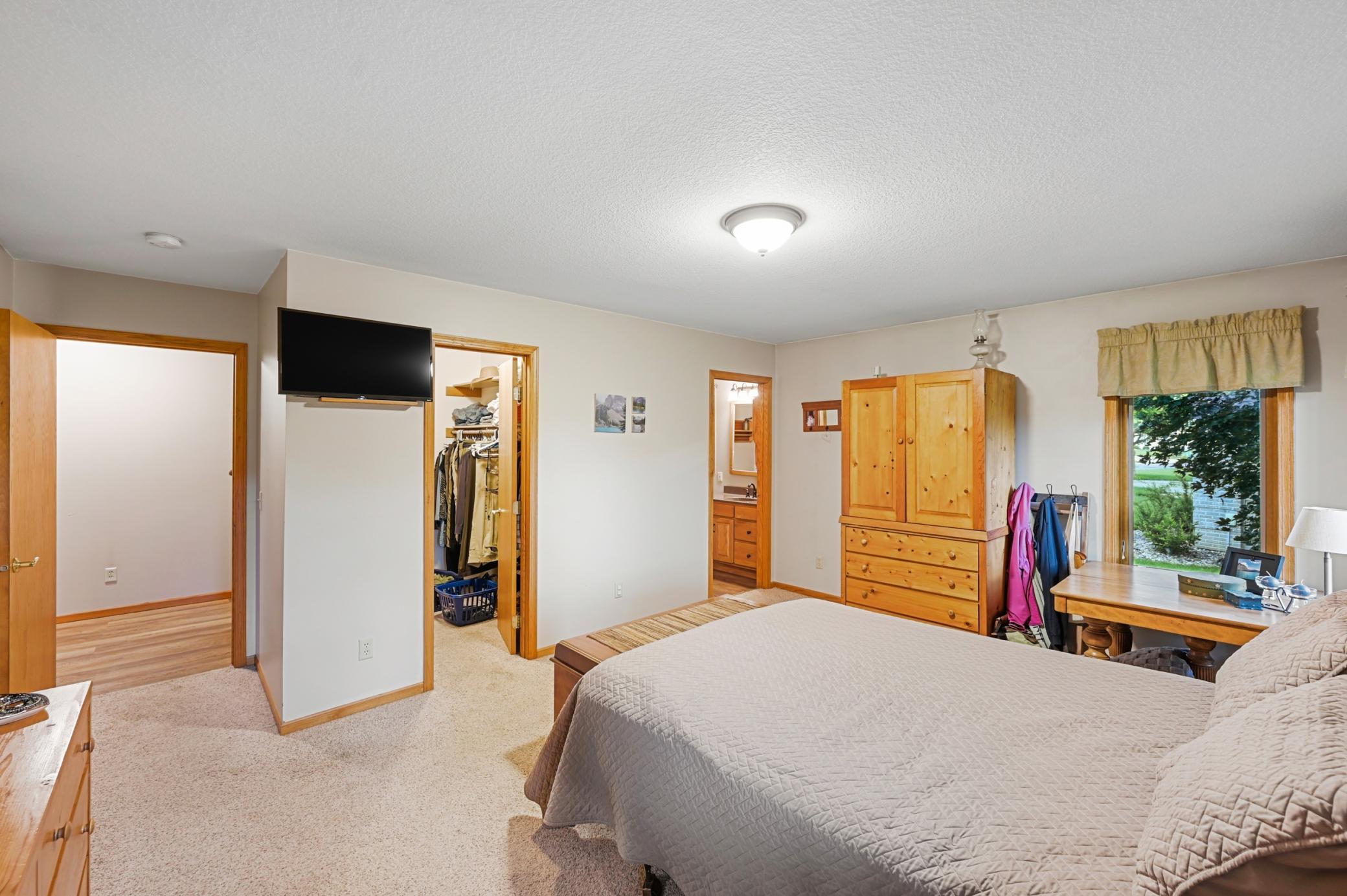 101 Anglewood Drive Property Photo 27