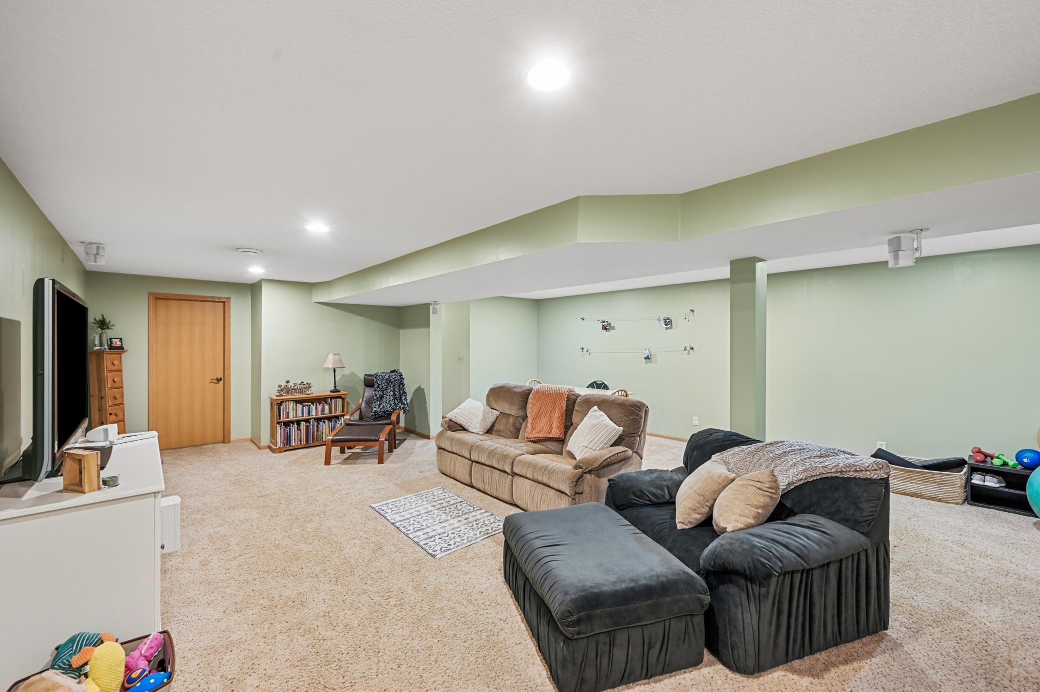 101 Anglewood Drive Property Photo 37