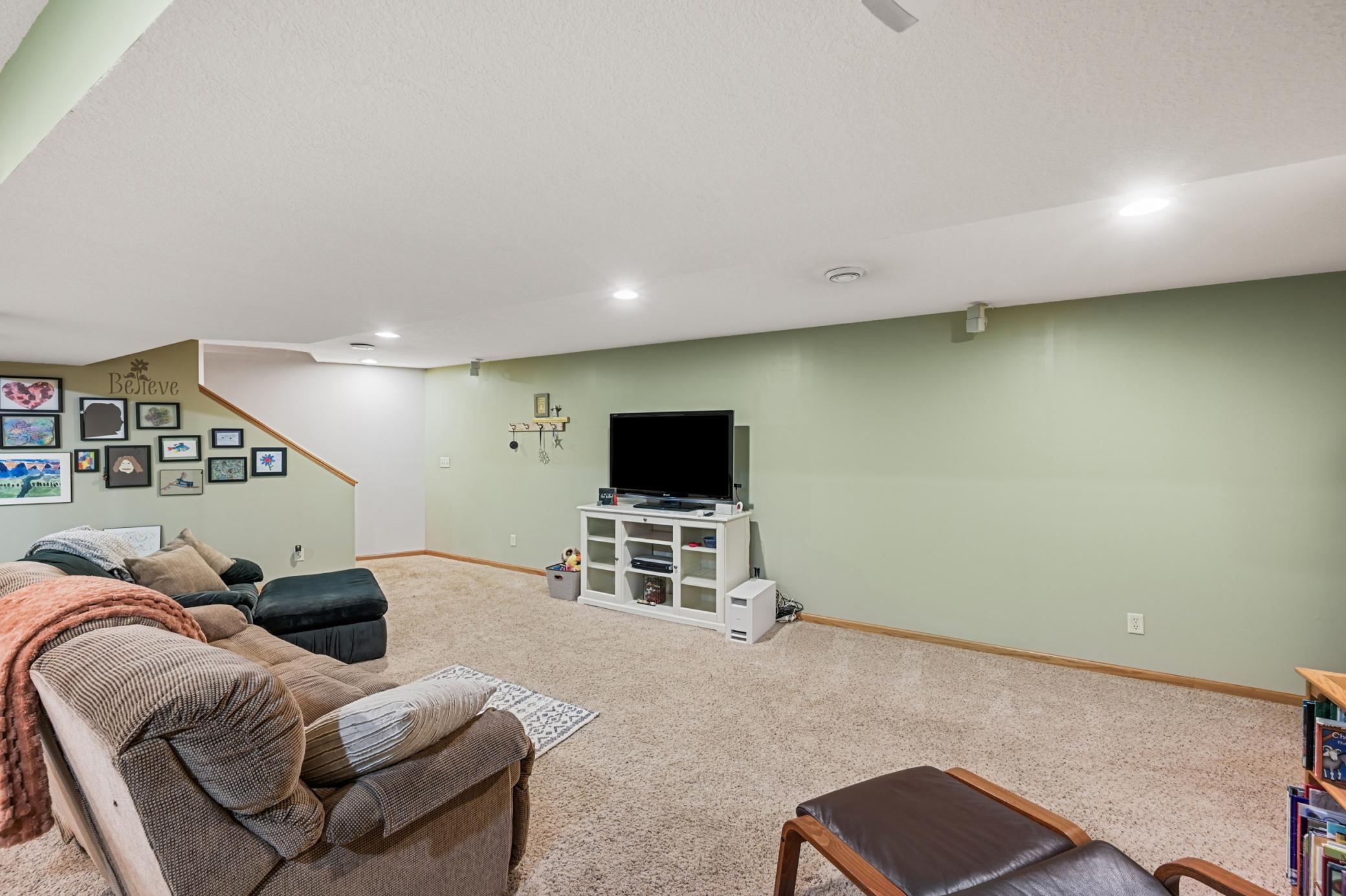 101 Anglewood Drive Property Photo 40