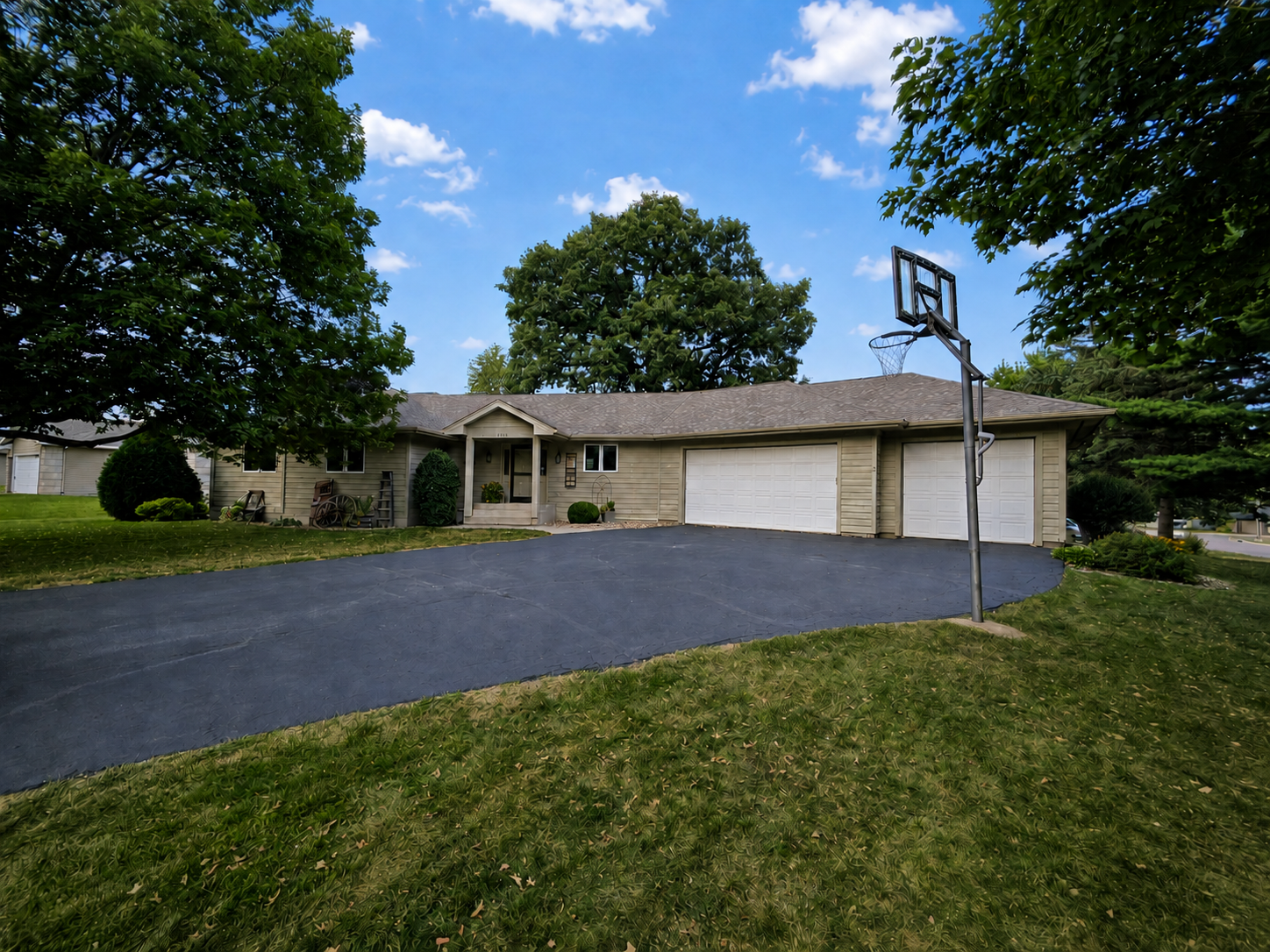 101 Anglewood Drive Property Photo 67