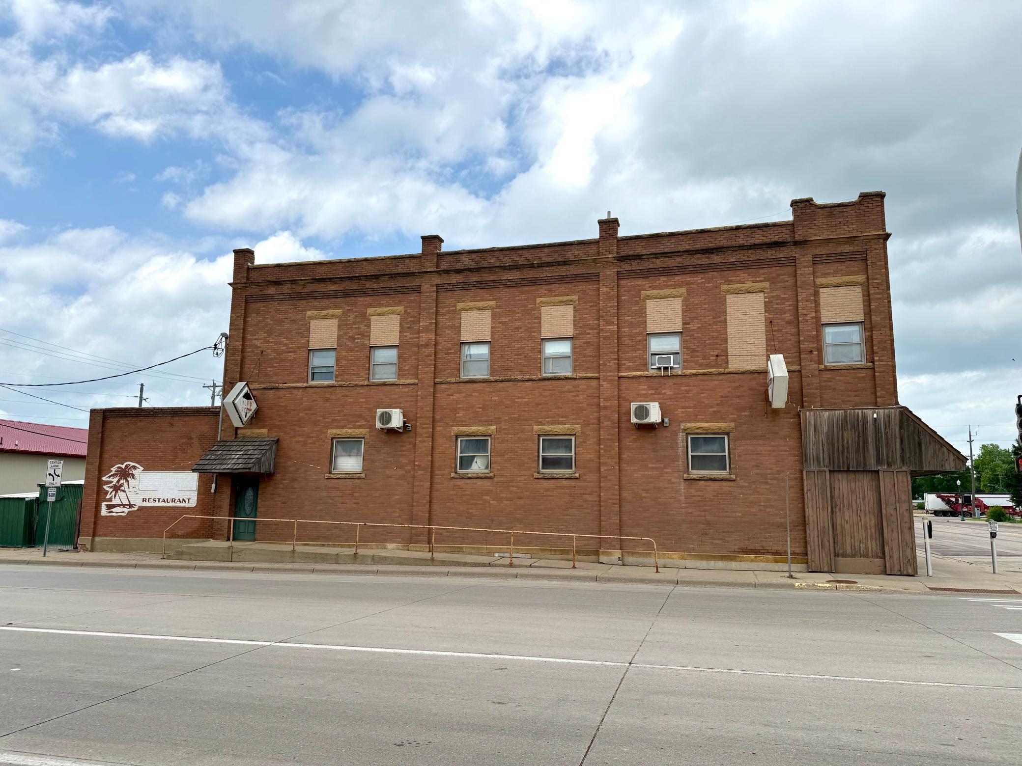 110 Main Street N Property Photo 57