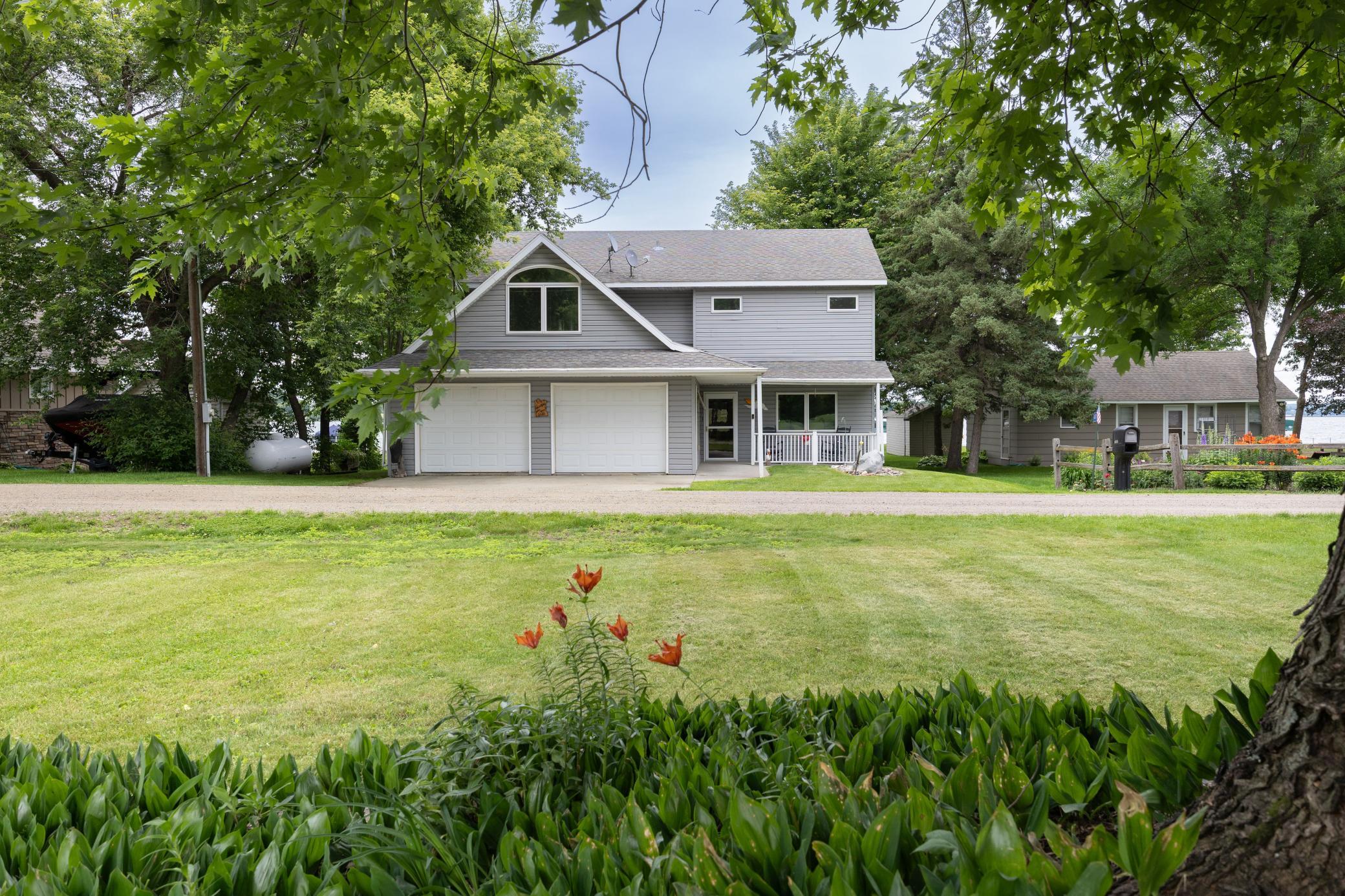 44114 Outlet Beach Road Property Photo 2