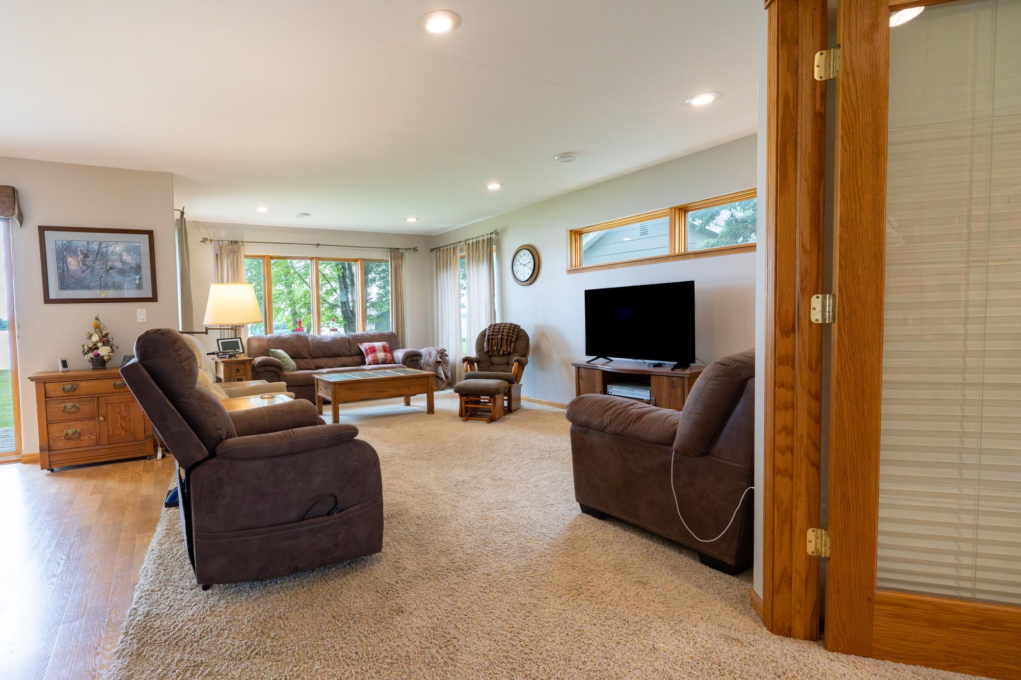 44114 Outlet Beach Road Property Photo 20