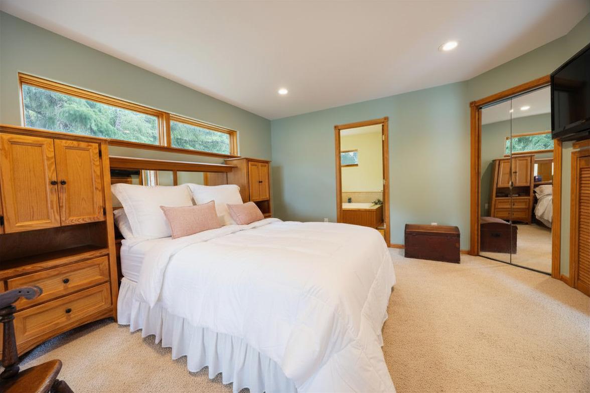 44114 Outlet Beach Road Property Photo 34