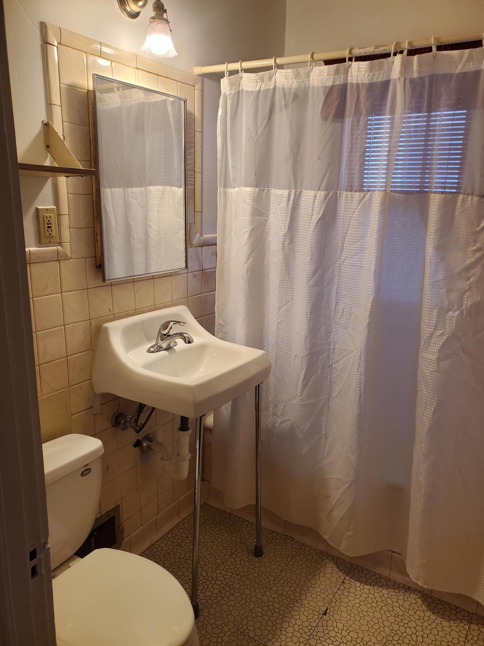 3739 Oliver Avenue N Property Photo 17