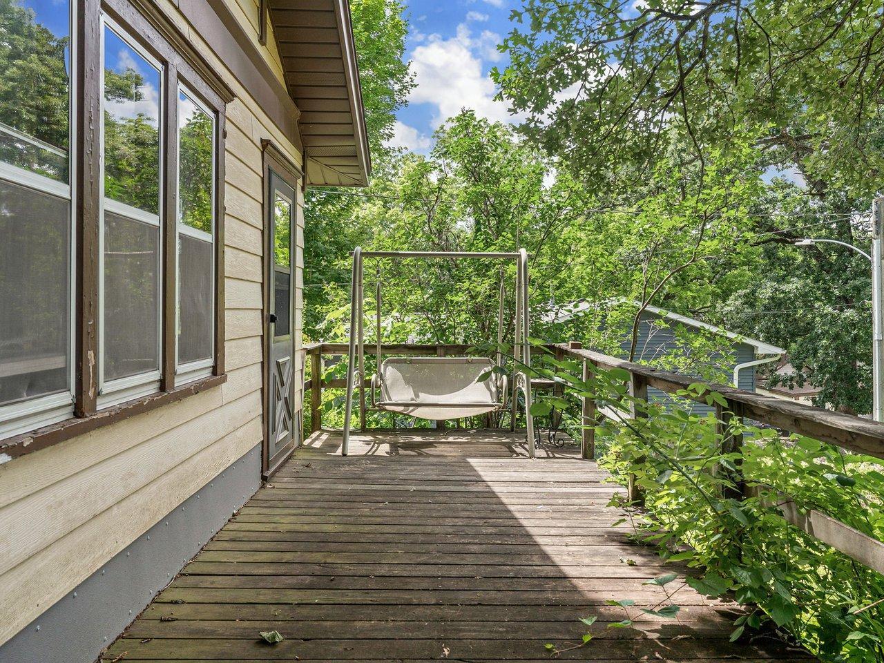 201 Hillcrest Drive Property Photo 8