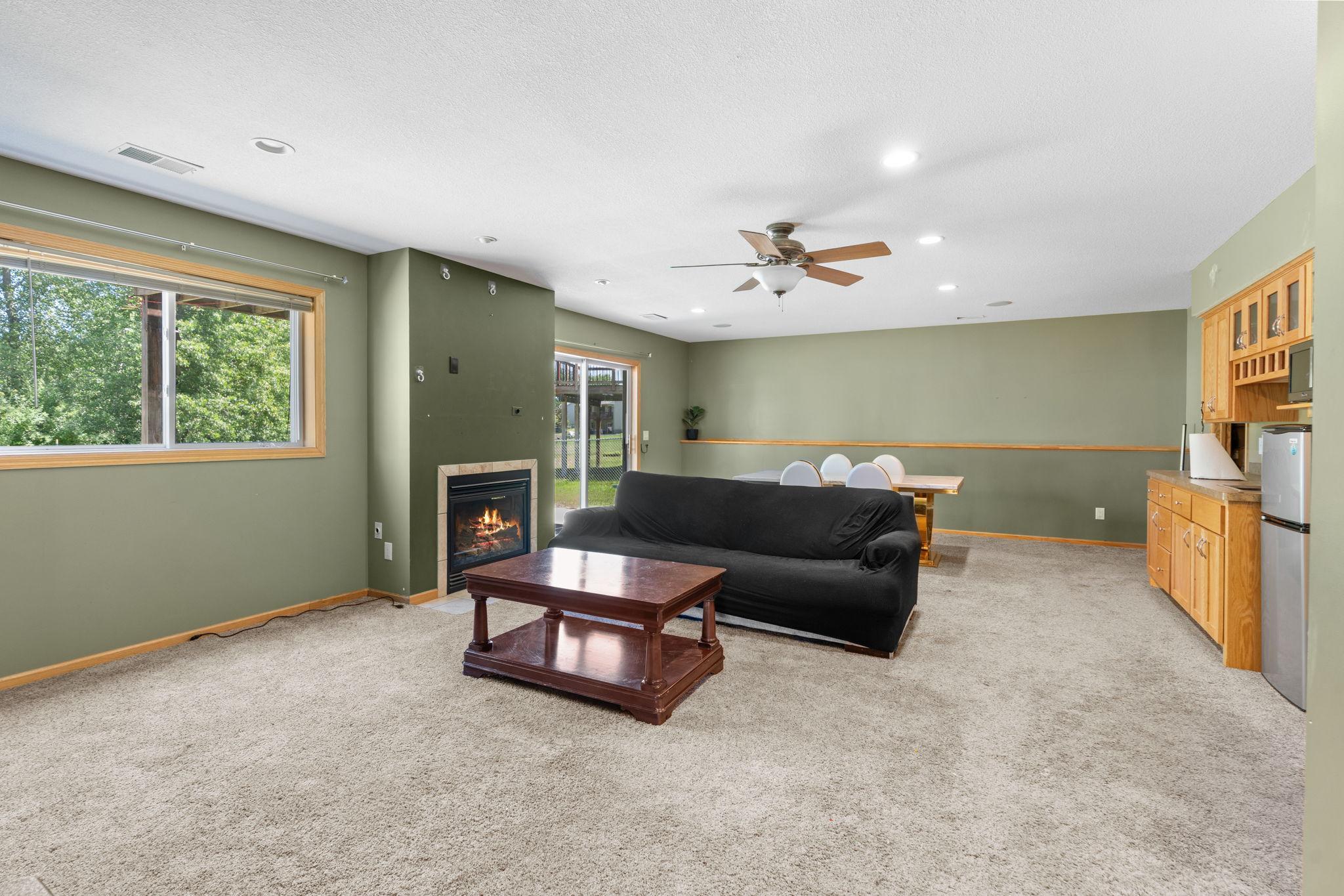 18962 Helen Way Property Photo 33