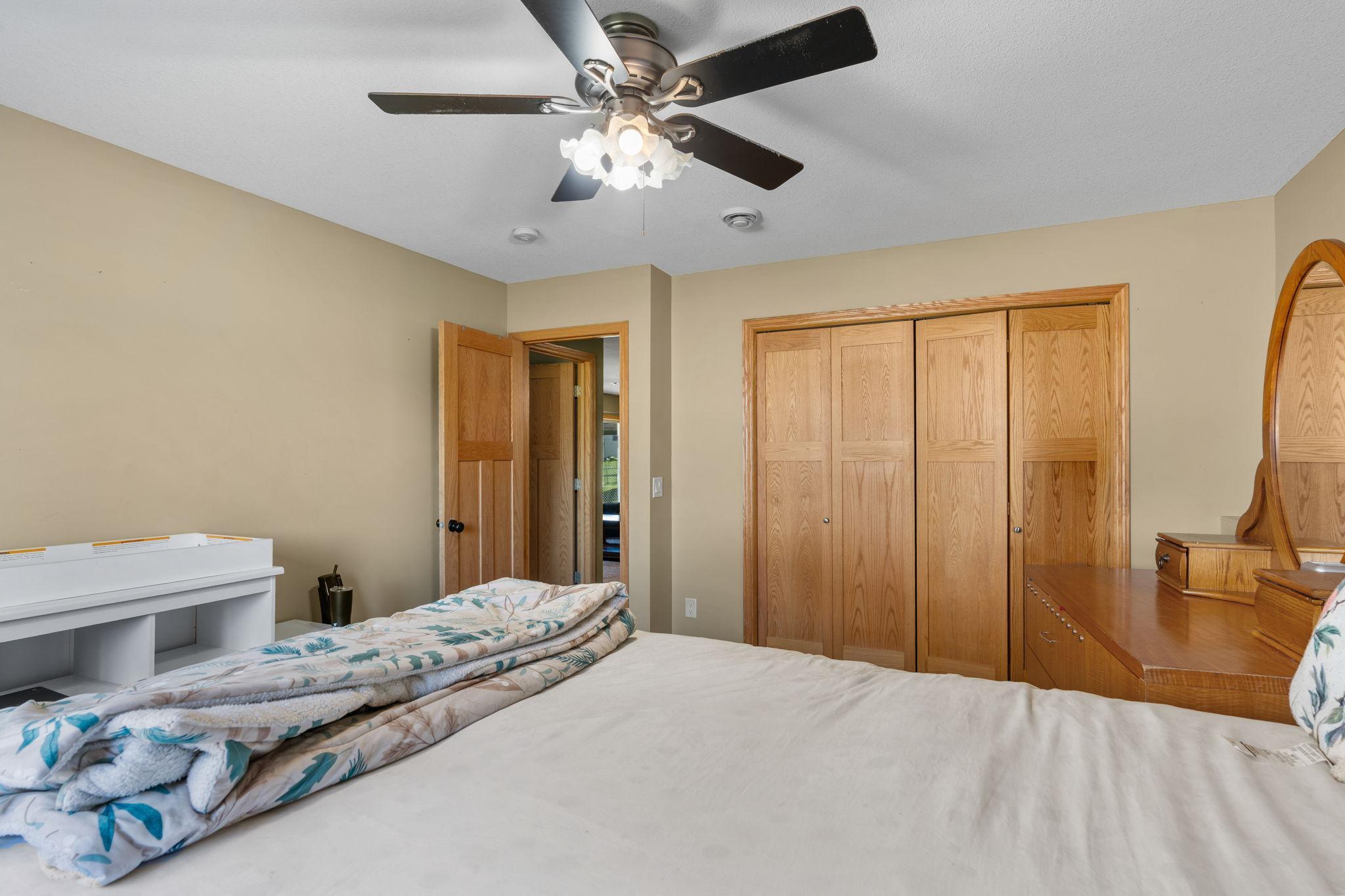 18962 Helen Way Property Photo 37