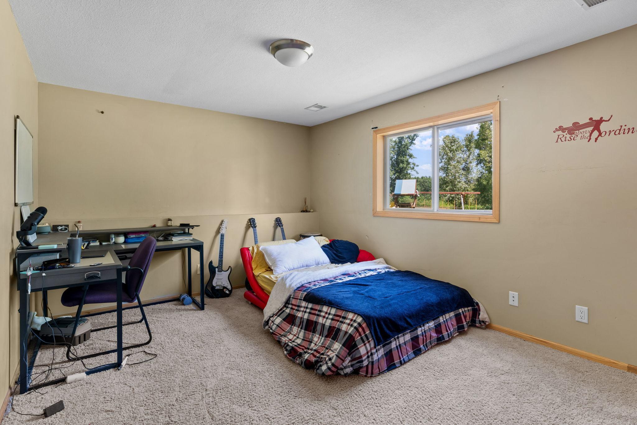18962 Helen Way Property Photo 38
