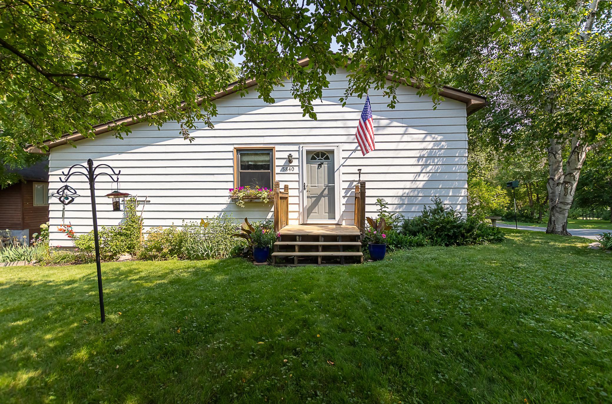 5840 Idlewood Road Property Photo 2