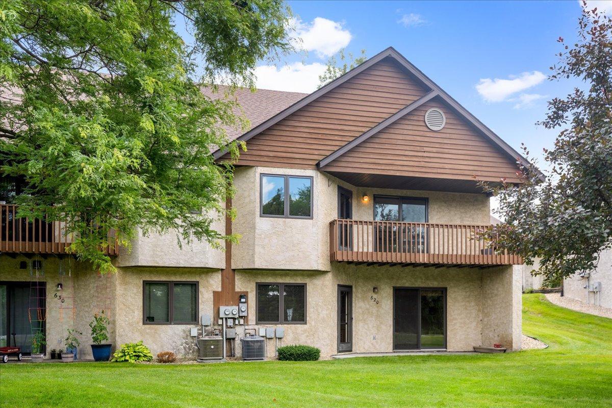 660 Riverview Drive 620 Property Photo 1