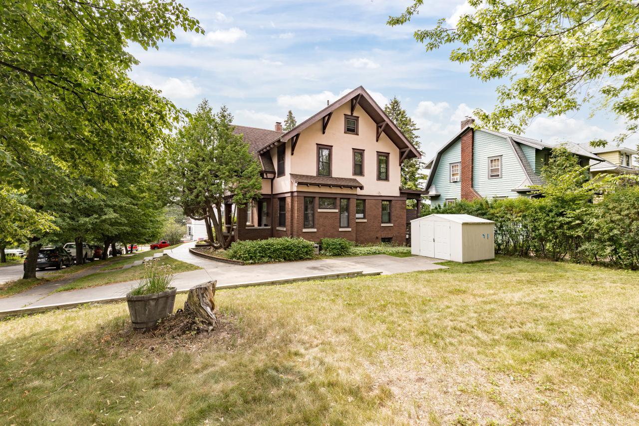 101 S 20th Avenue E Property Photo 6