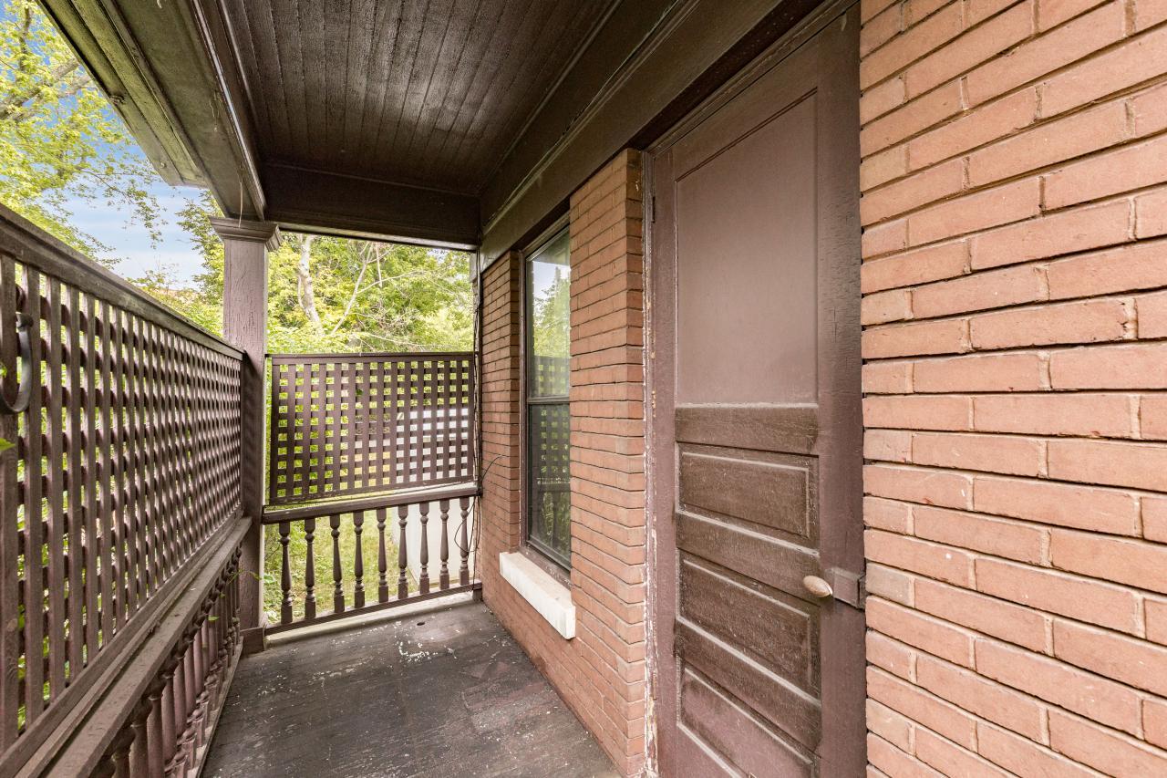 101 S 20th Avenue E Property Photo 12