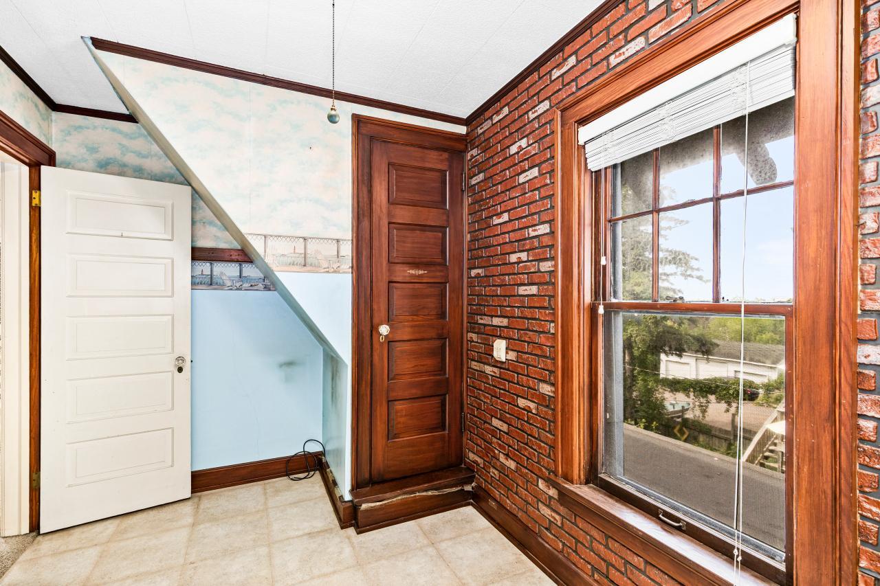 101 S 20th Avenue E Property Photo 46
