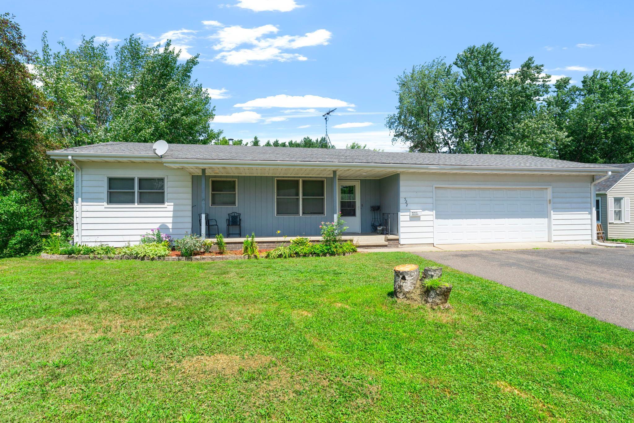 522 3rd Street Property Photo 8
