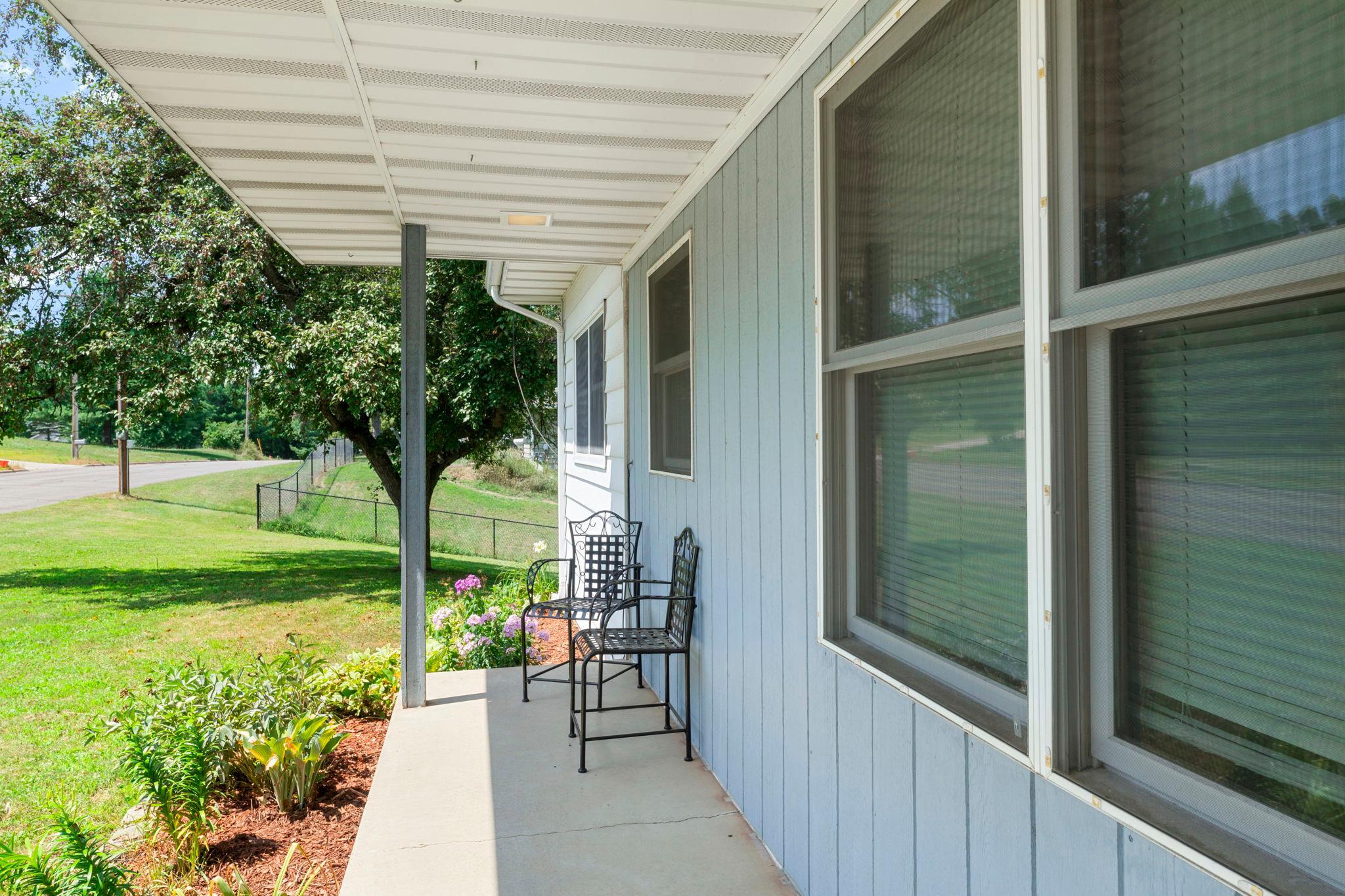 522 3rd Street Property Photo 12