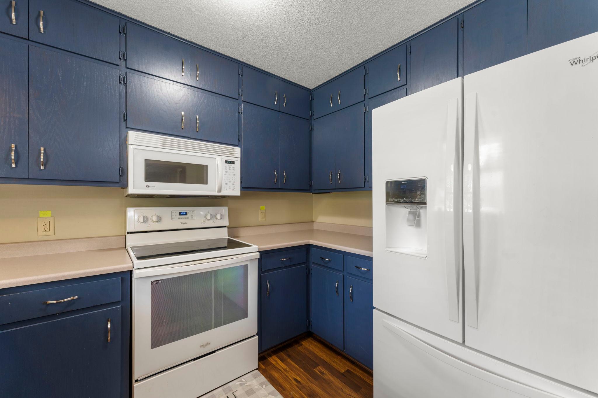 522 3rd Street Property Photo 22