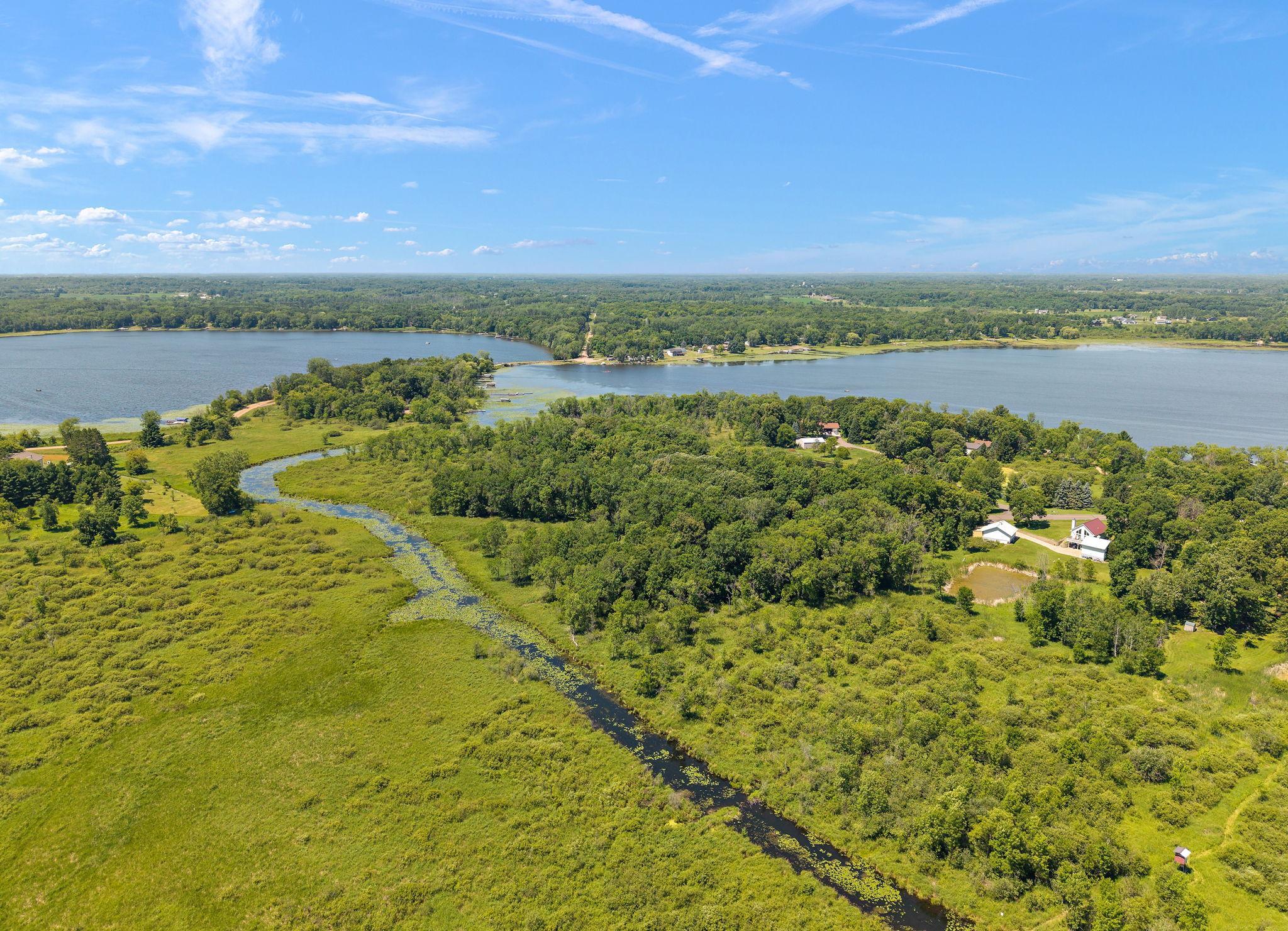 47500 Blue Heron Trail Property Photo 1