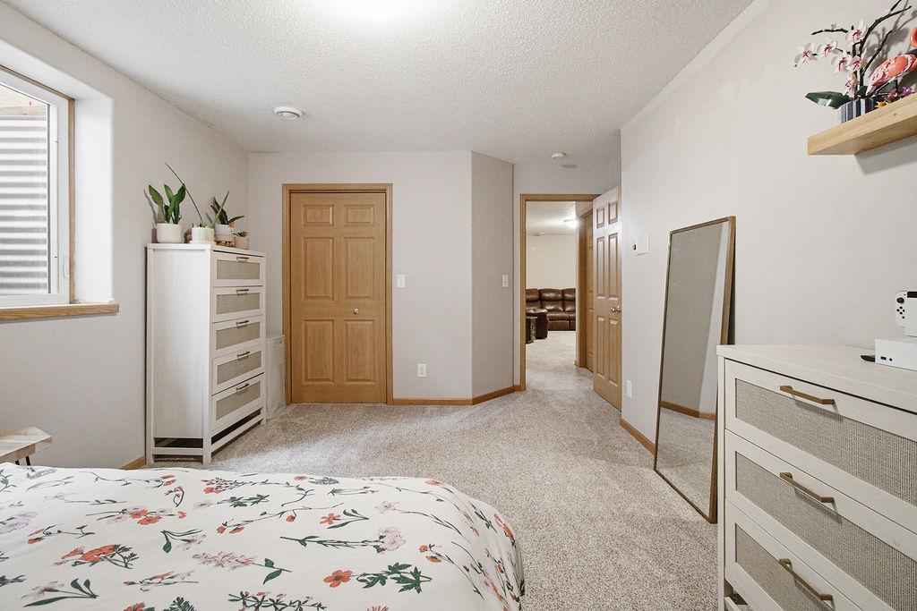 610 3rd Street E Property Photo 23