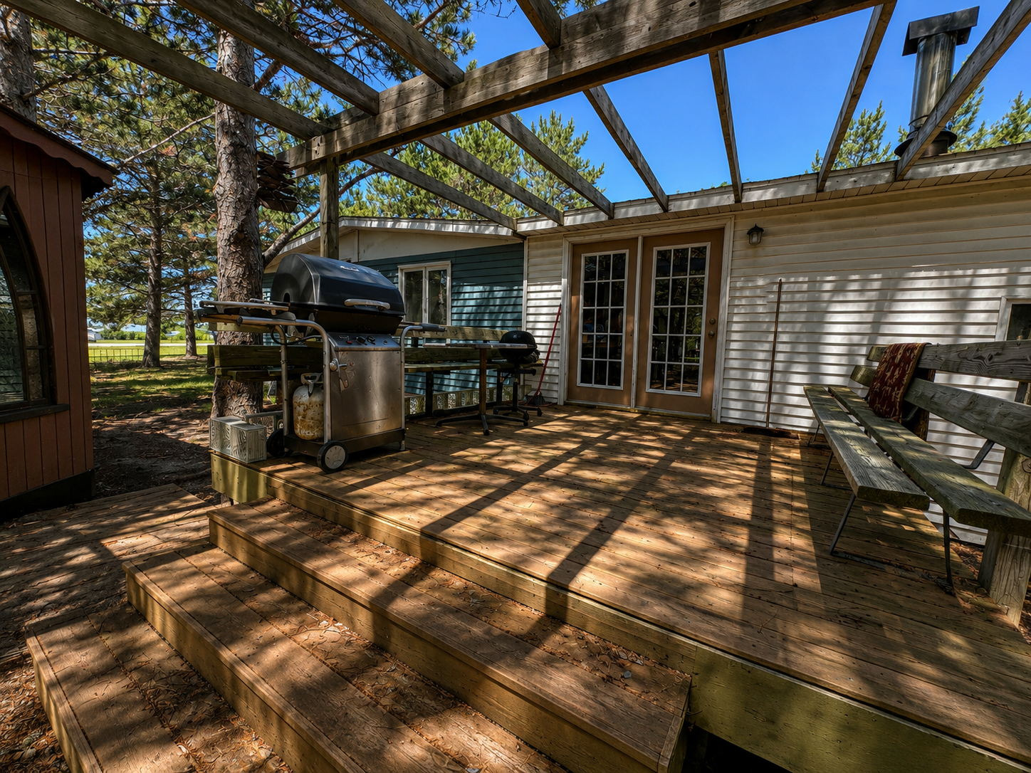 114 West Avenue Property Photo 14
