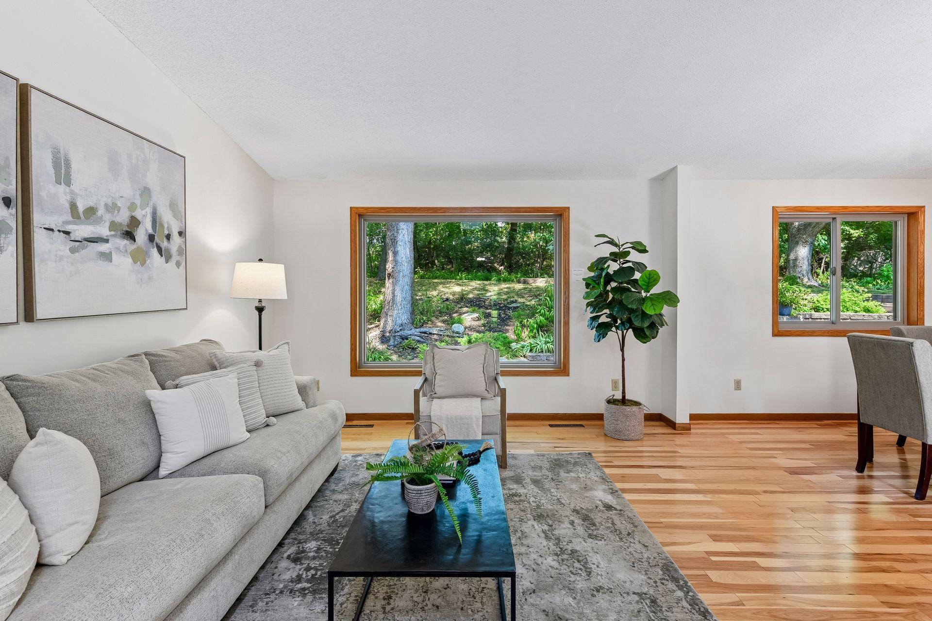 14810 Lloyds Drive Property Photo 6