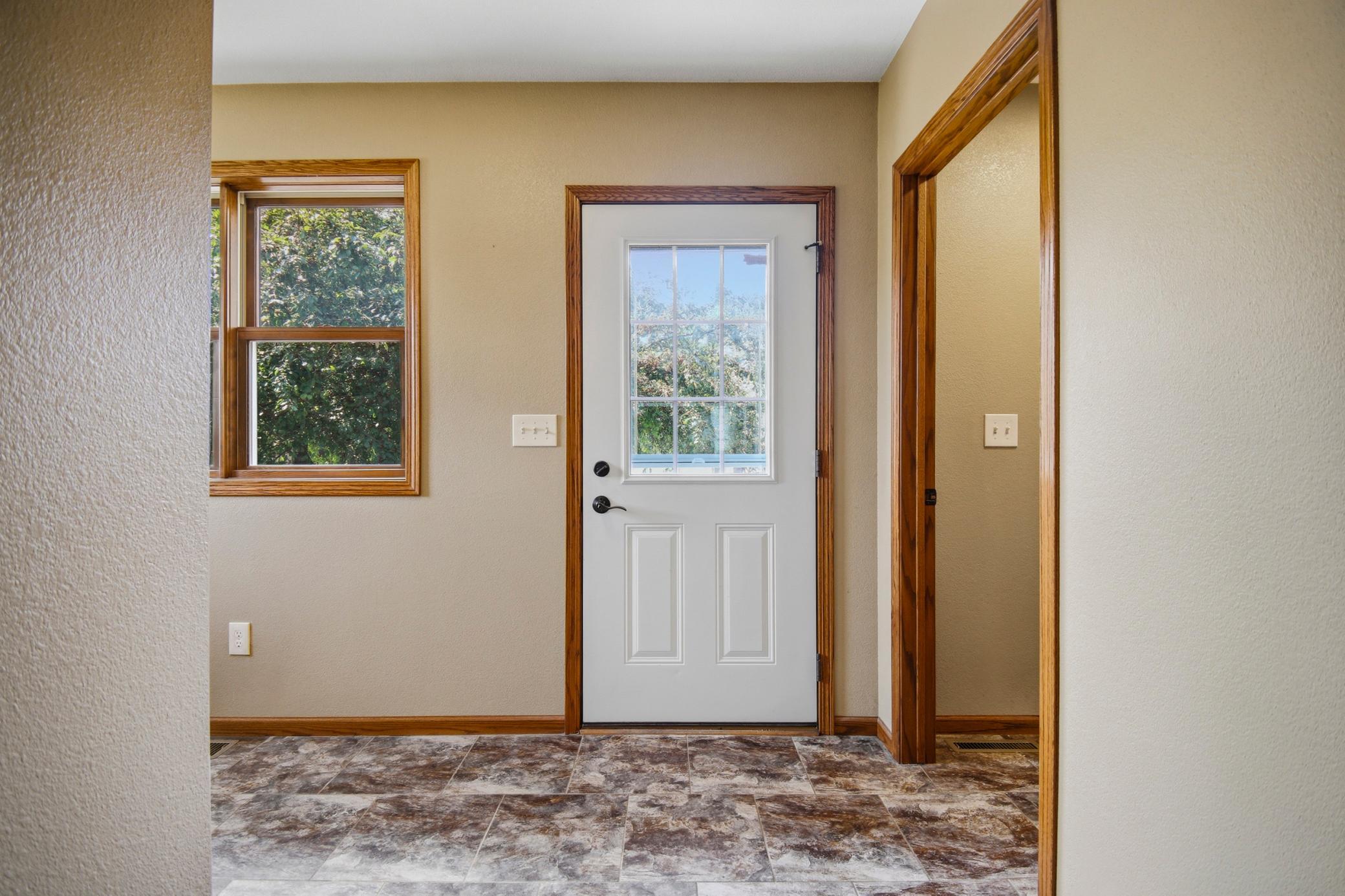8169 Highway 30 E Property Photo 22