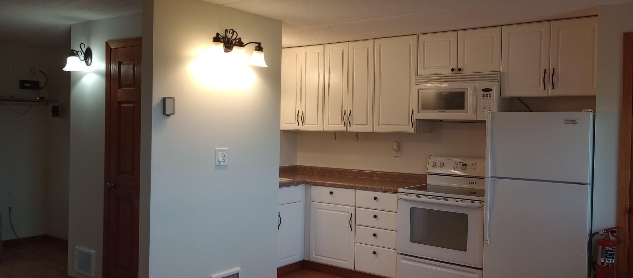18091 Earle Brown Drive E1 Property Photo 8