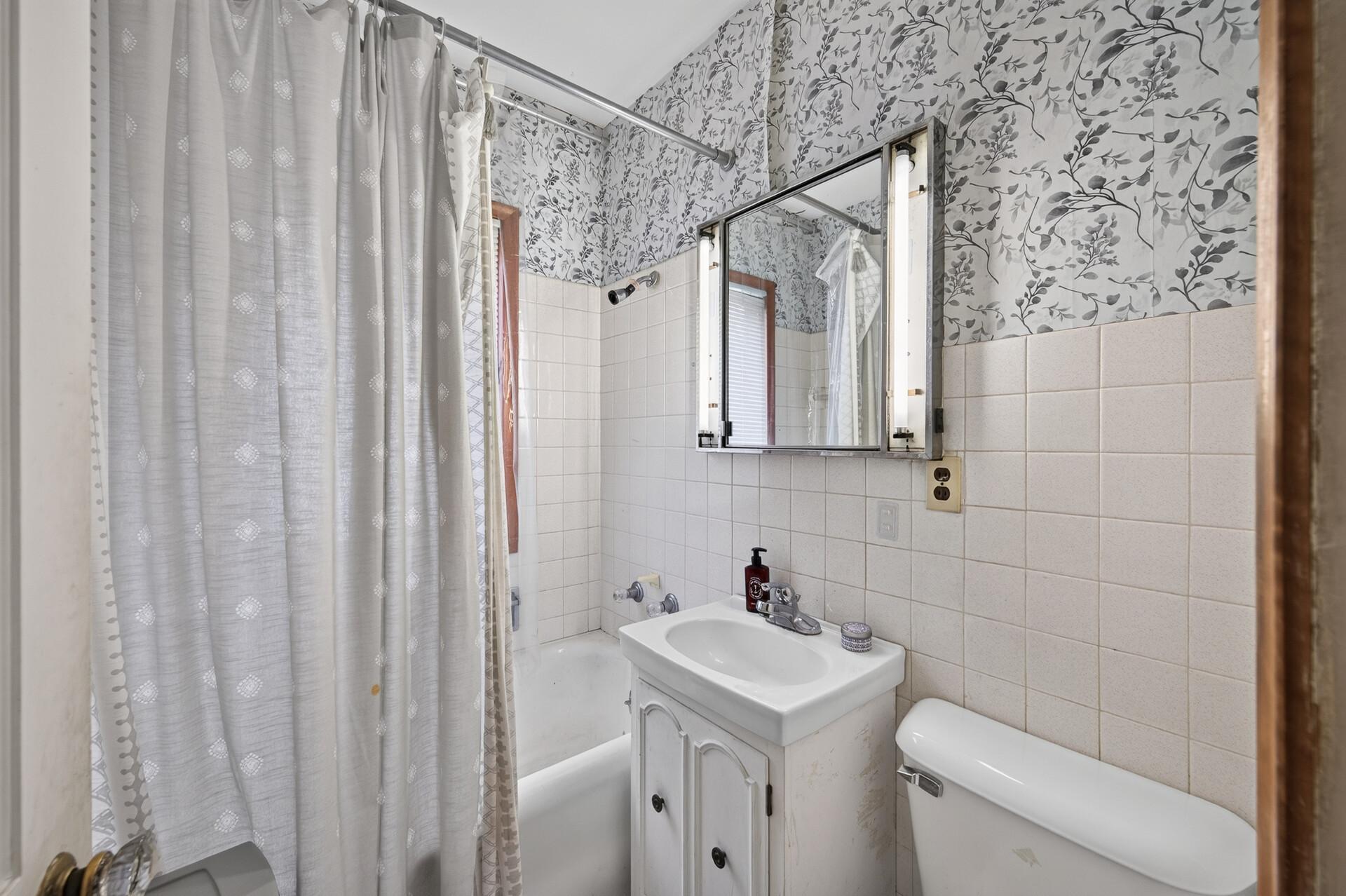658 Nebraska Avenue E Property Photo 17