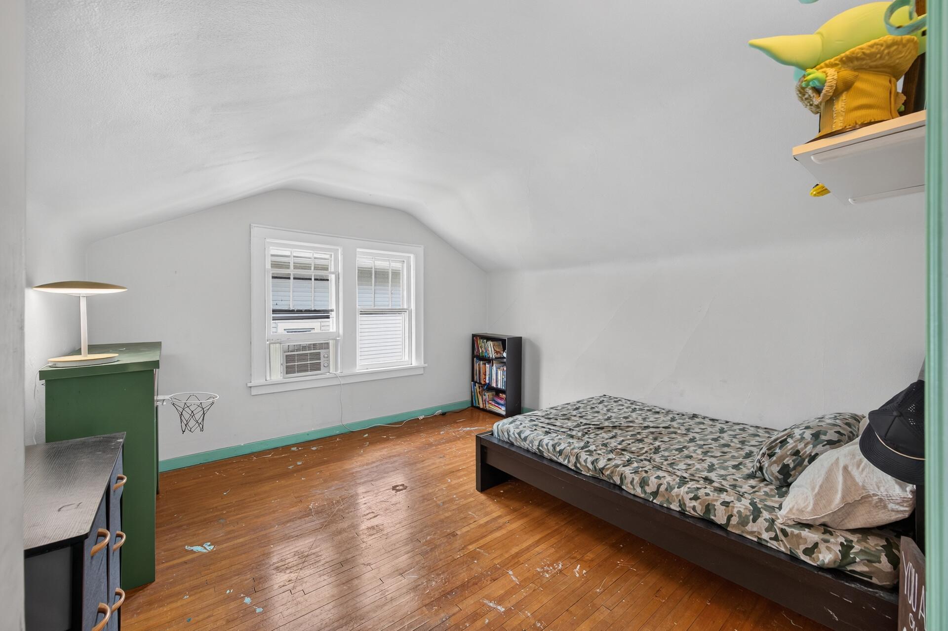 658 Nebraska Avenue E Property Photo 18