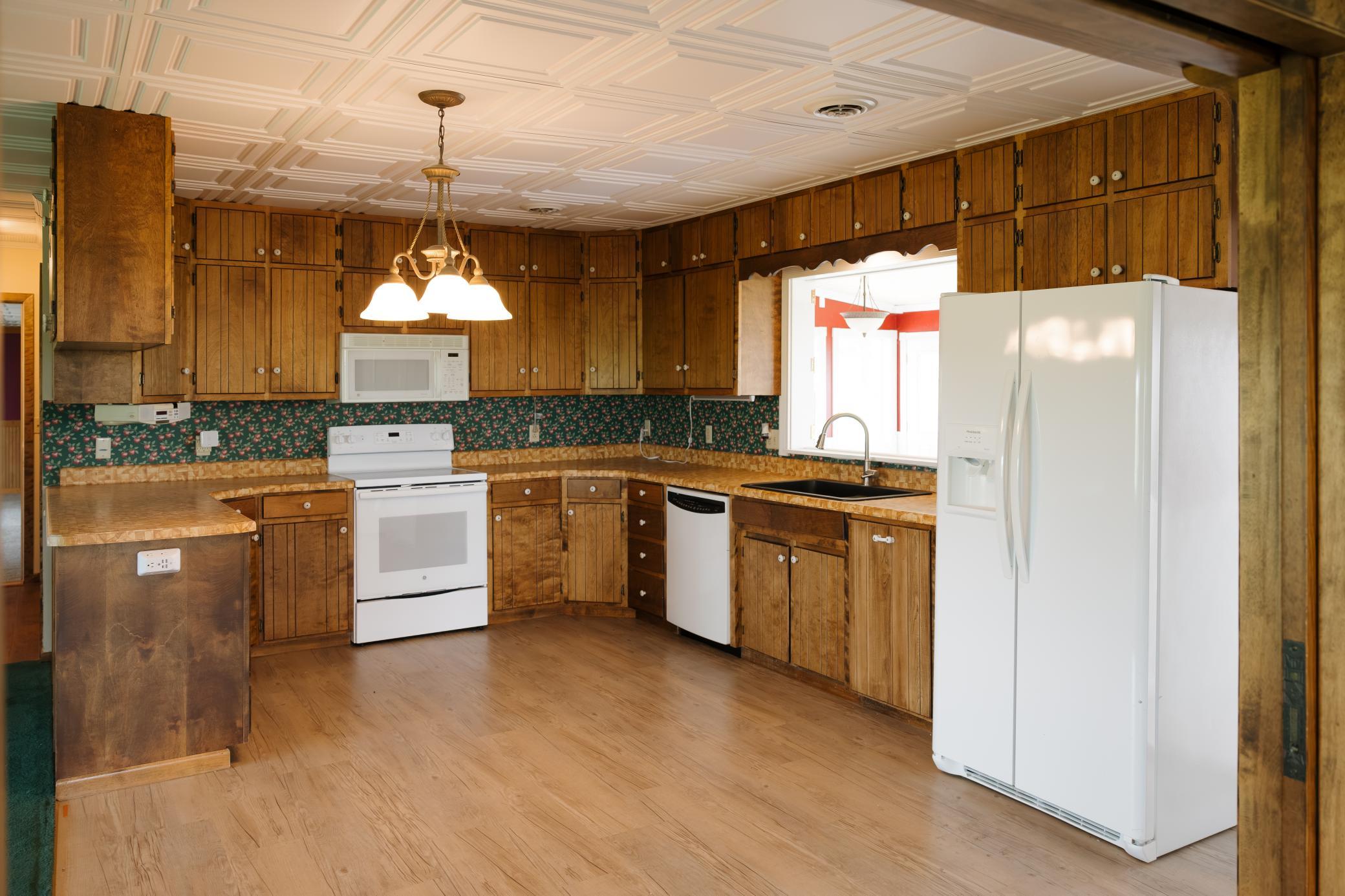 7809 83rd Street Se Property Photo 9
