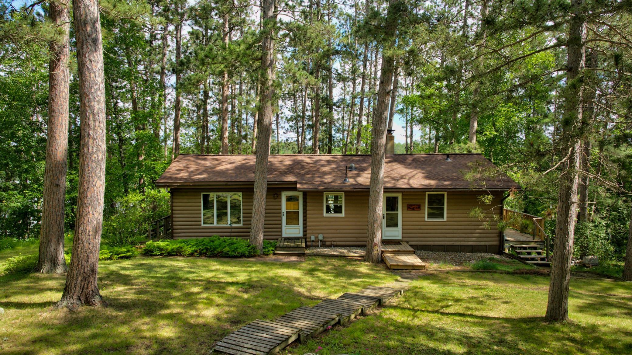 25427 Washington Drive Property Photo 1