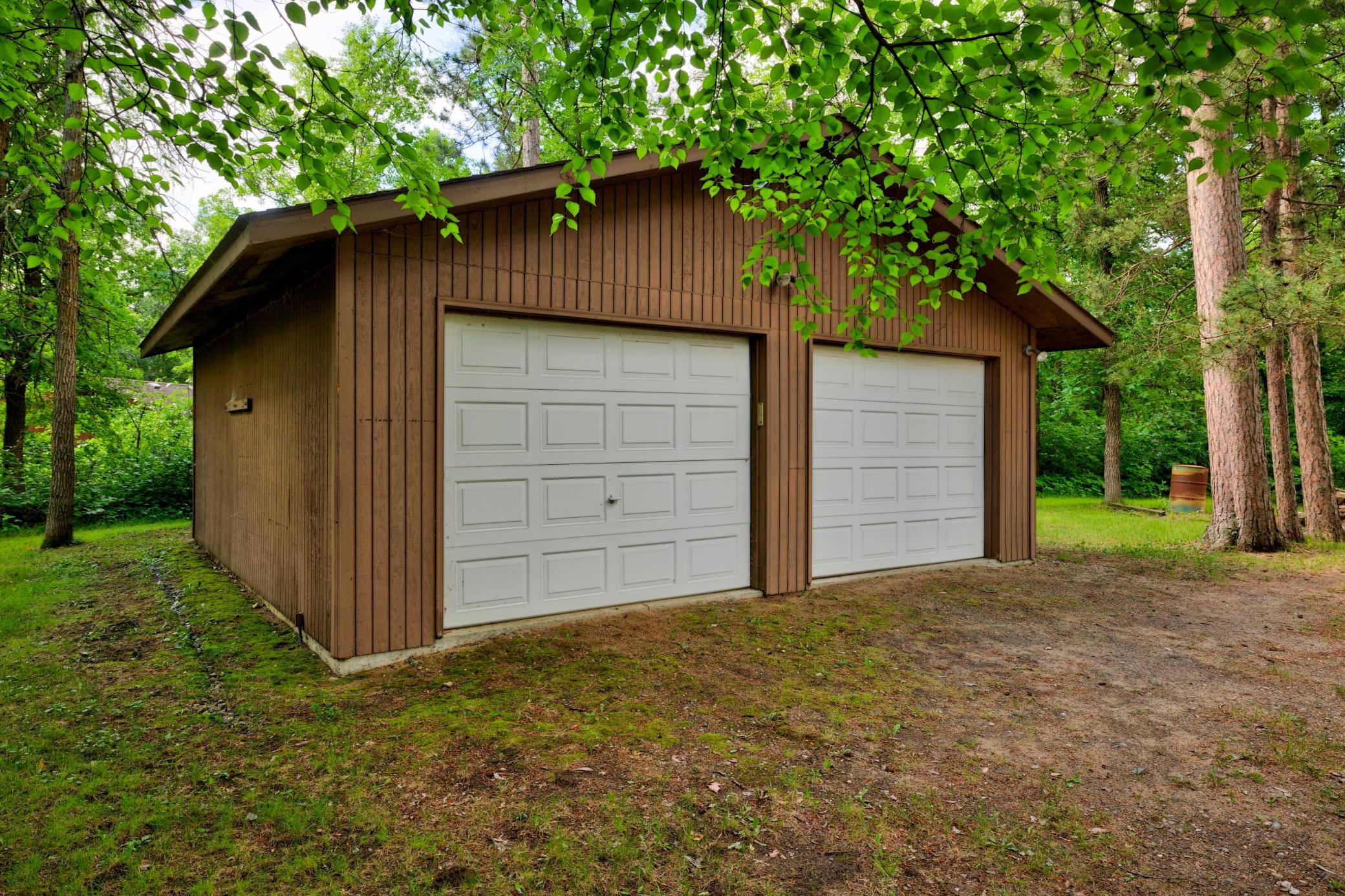 25427 Washington Drive Property Photo 6