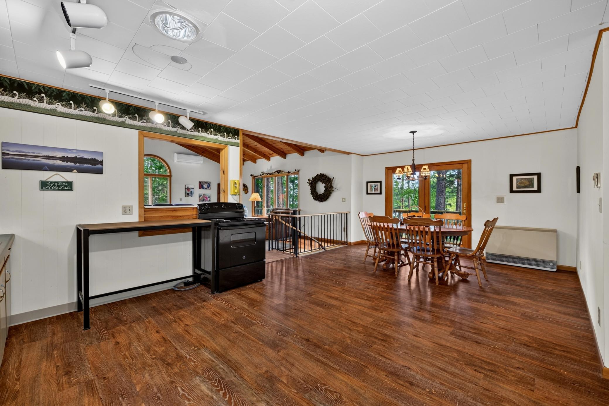 25427 Washington Drive Property Photo 15