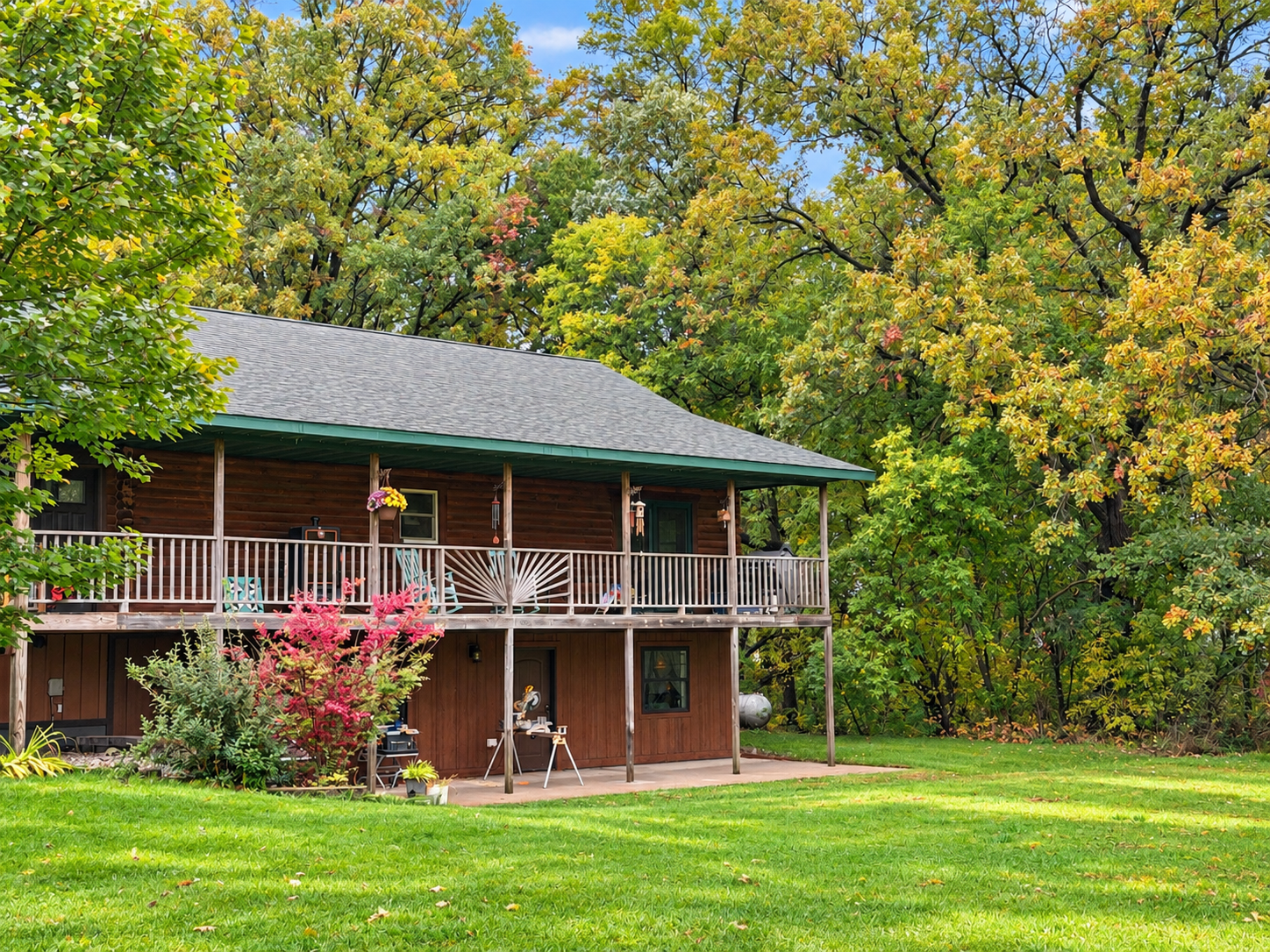 51374 330th Street Property Photo 1