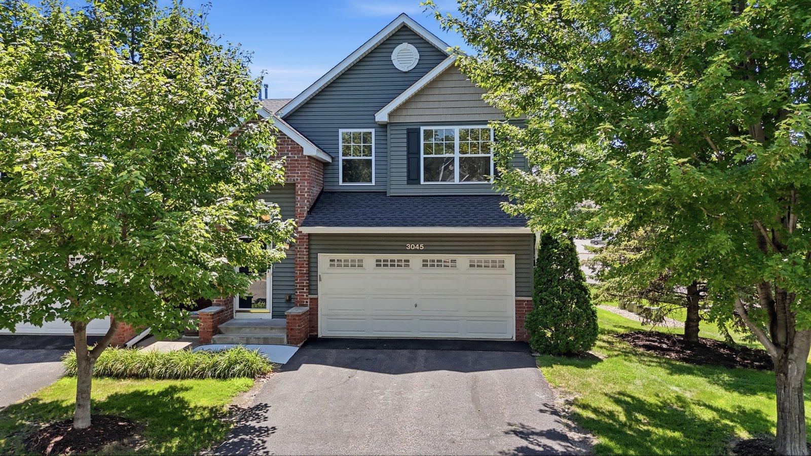 3045 Cutters Grove Avenue Property Photo 1