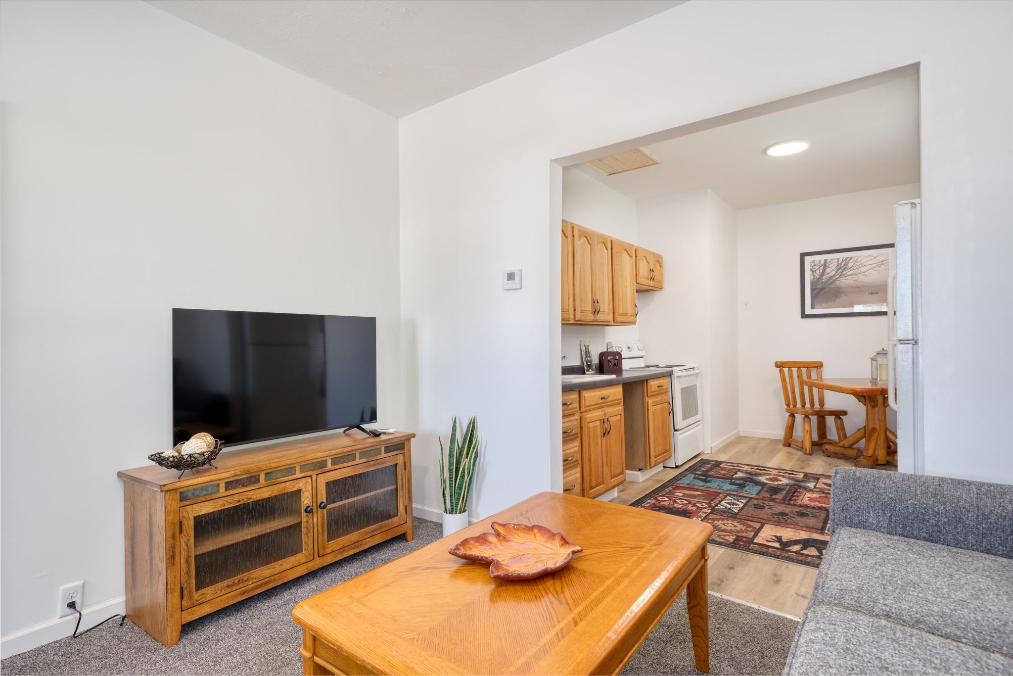 541 5th Street Se Property Photo 11