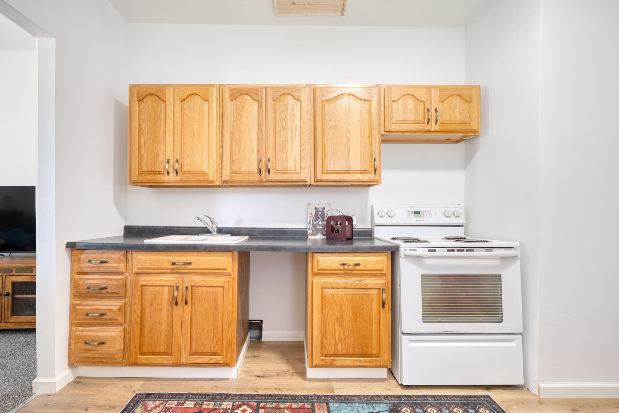 541 5th Street Se Property Photo 12