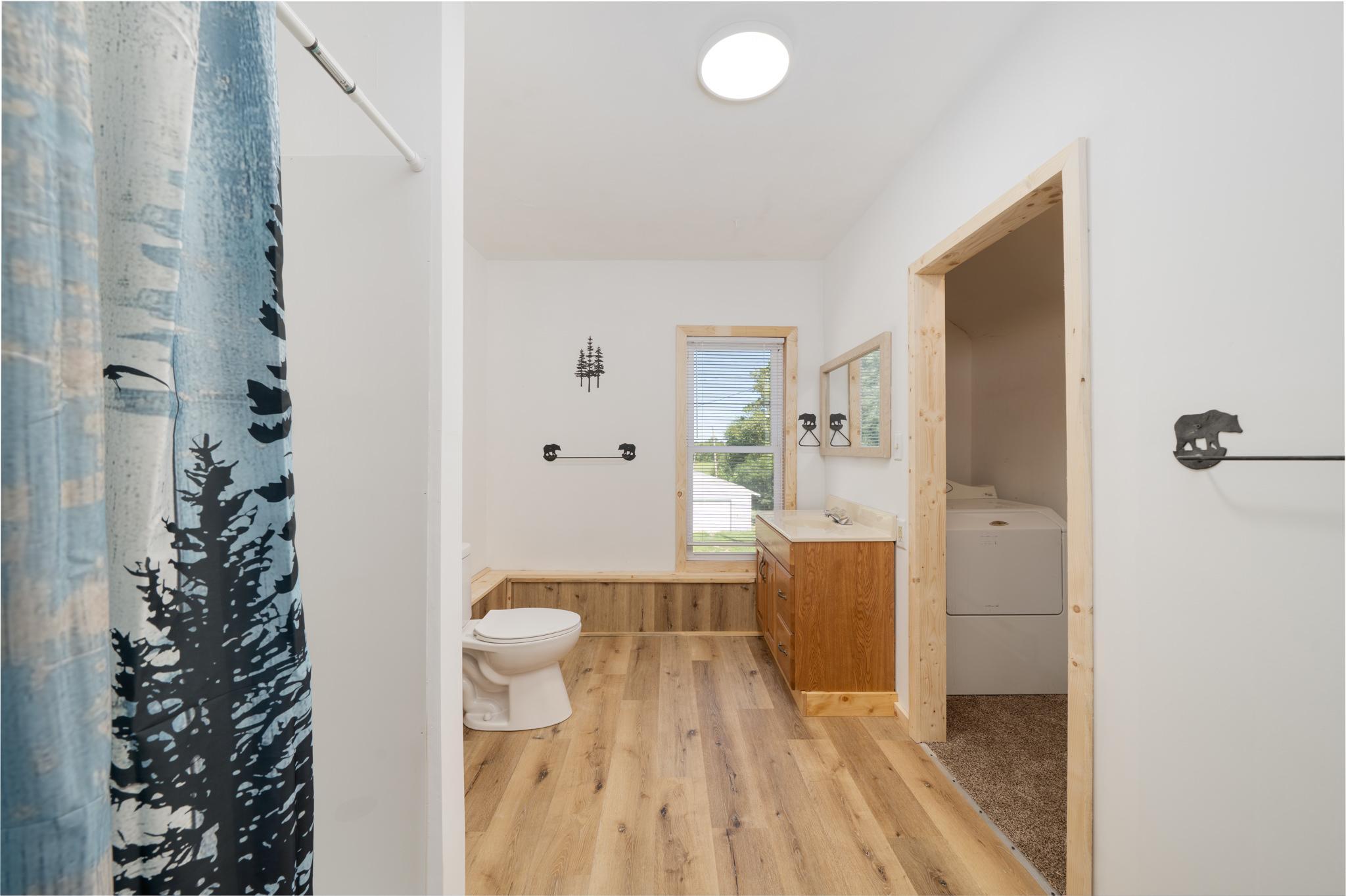 541 5th Street Se Property Photo 25