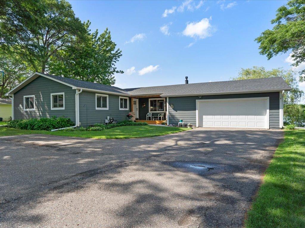 14390 Shoreview Drive Property Photo 1