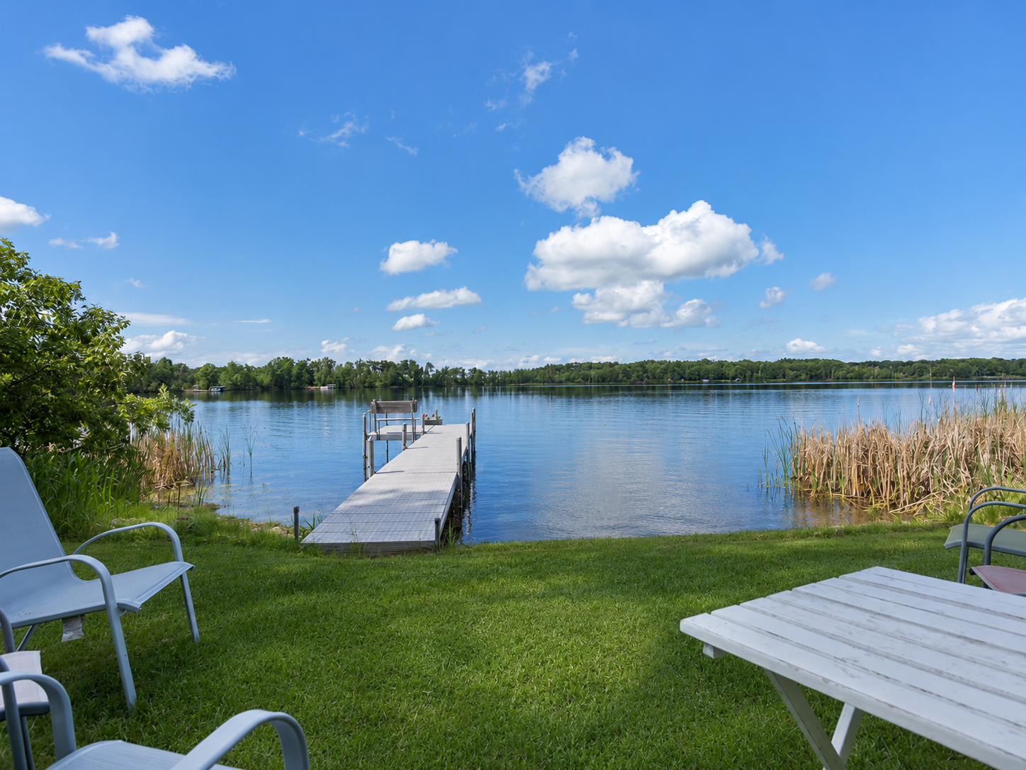 14390 Shoreview Drive Property Photo 2